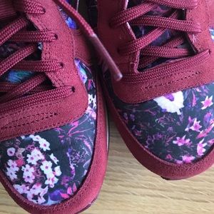 Red Floral Nike’s